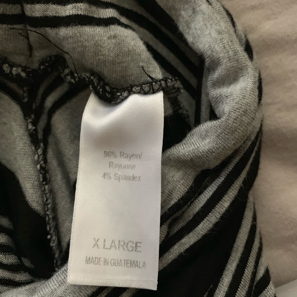 INC maxi skirt black and gray - Picture 5 of 5